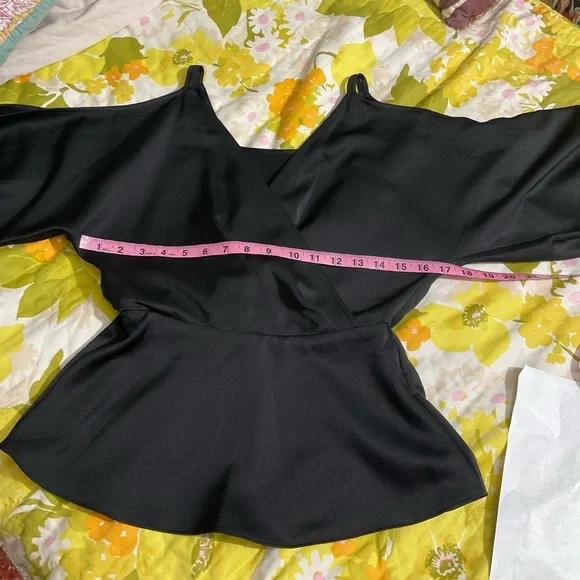 NEW! Trina Turk Mixology Black Satin Top Peplum Surplice Size XS - Picture 3 of 9